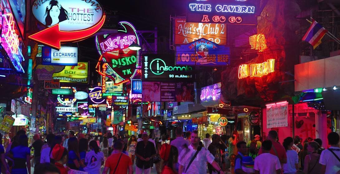 Cha Cha Cha Hostel Pattaya Exterior foto